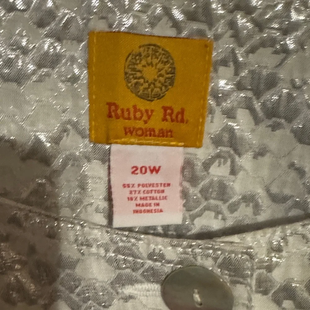 Ruby Rd. Metallic Silver Jacket - Picture 2 of 2